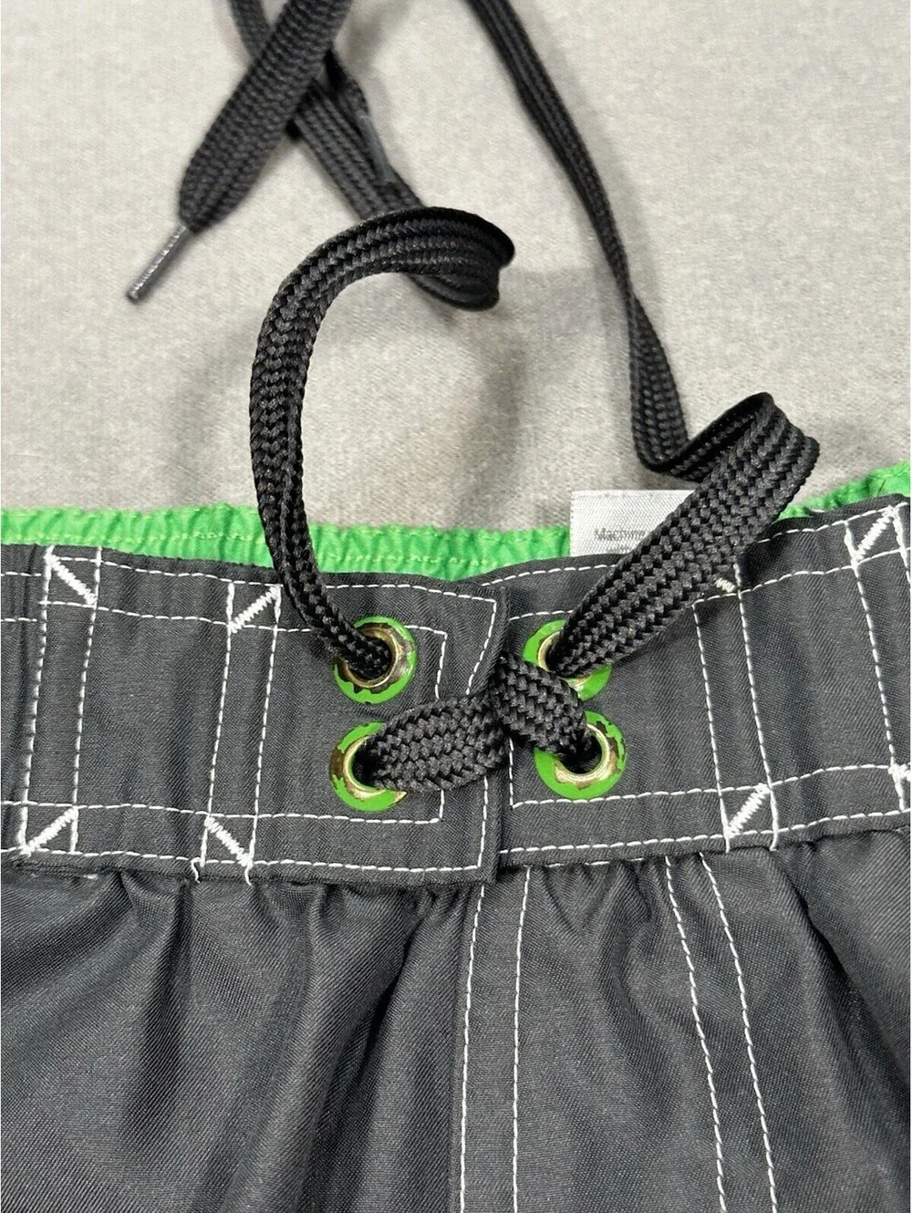 Champion Mens XL Black Swim Trunks Board Shorts Lined Cargo Pocket